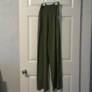 Wide leg pants